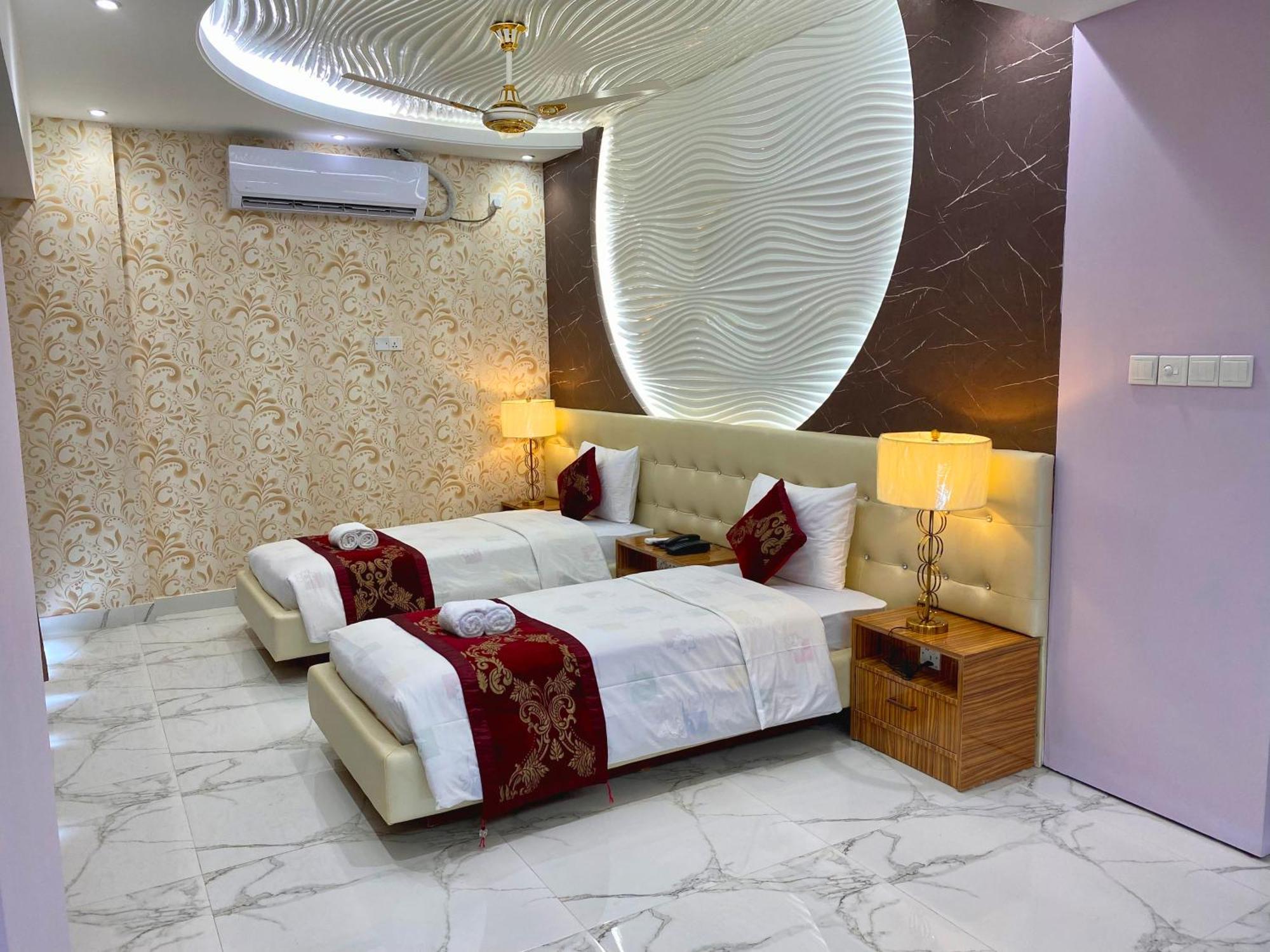 Hotel Valentino Noakhali ภายนอก รูปภาพ