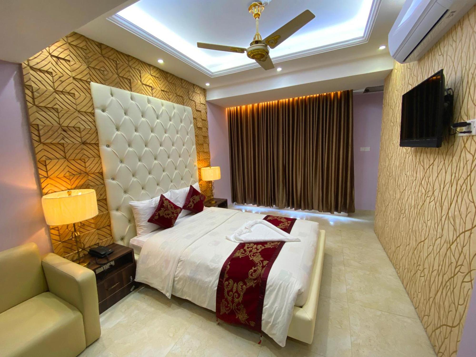 Hotel Valentino Noakhali ภายนอก รูปภาพ