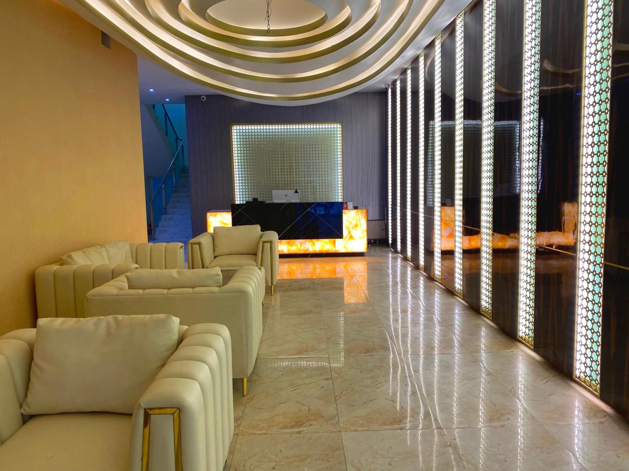Hotel Valentino Noakhali ภายนอก รูปภาพ