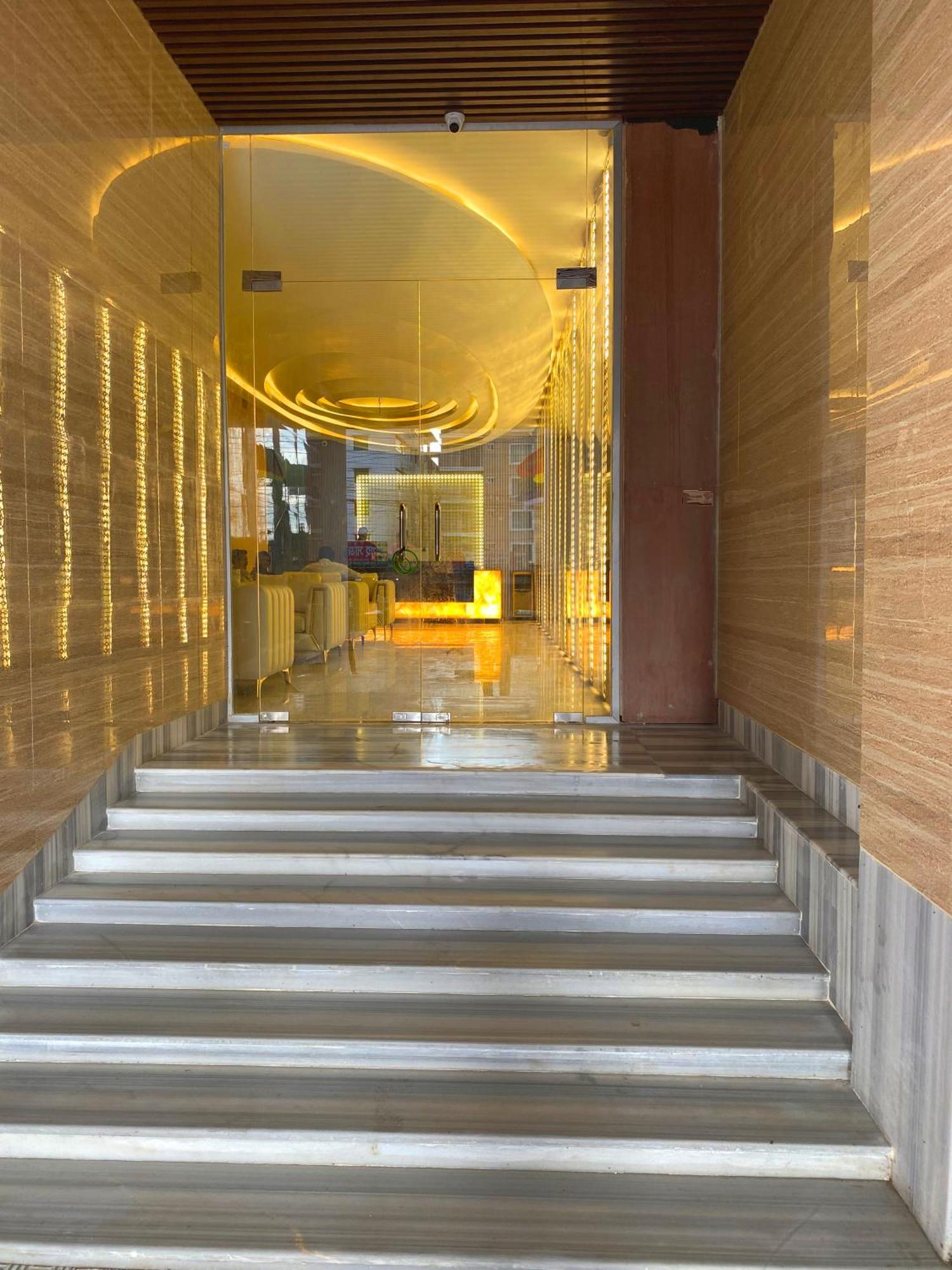 Hotel Valentino Noakhali ภายนอก รูปภาพ